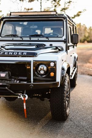 Land Rover Defender 110 by Osprey Custom Cars 1993 года 